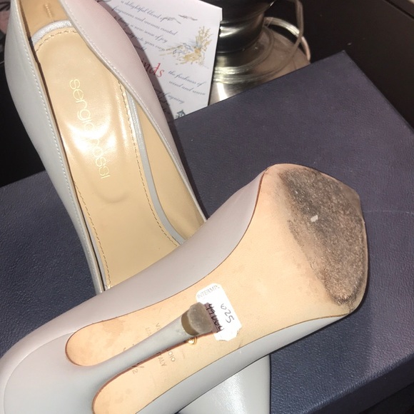 Heels - Picture 3 of 5